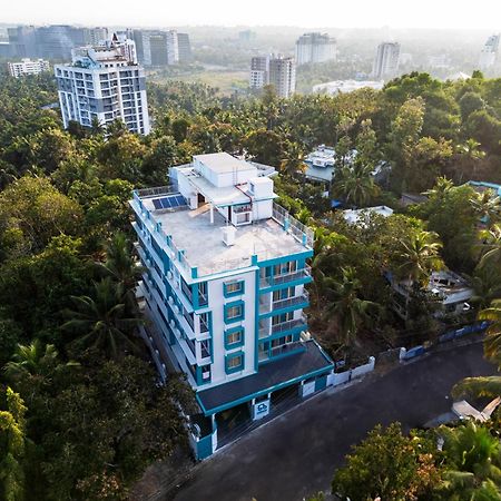 Bnb Homes, Technopark, Trivandrum Kazhakuttam エクステリア 写真