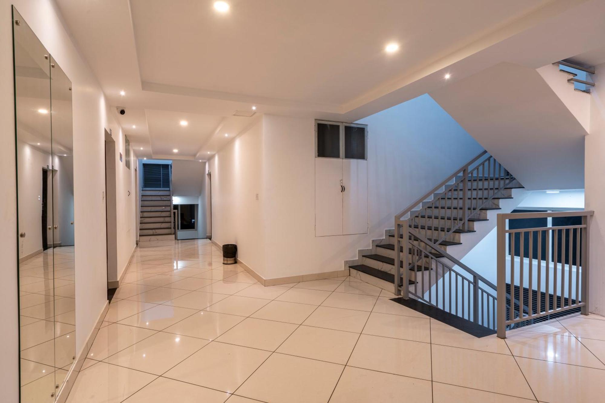Bnb Homes, Technopark, Trivandrum Kazhakuttam エクステリア 写真