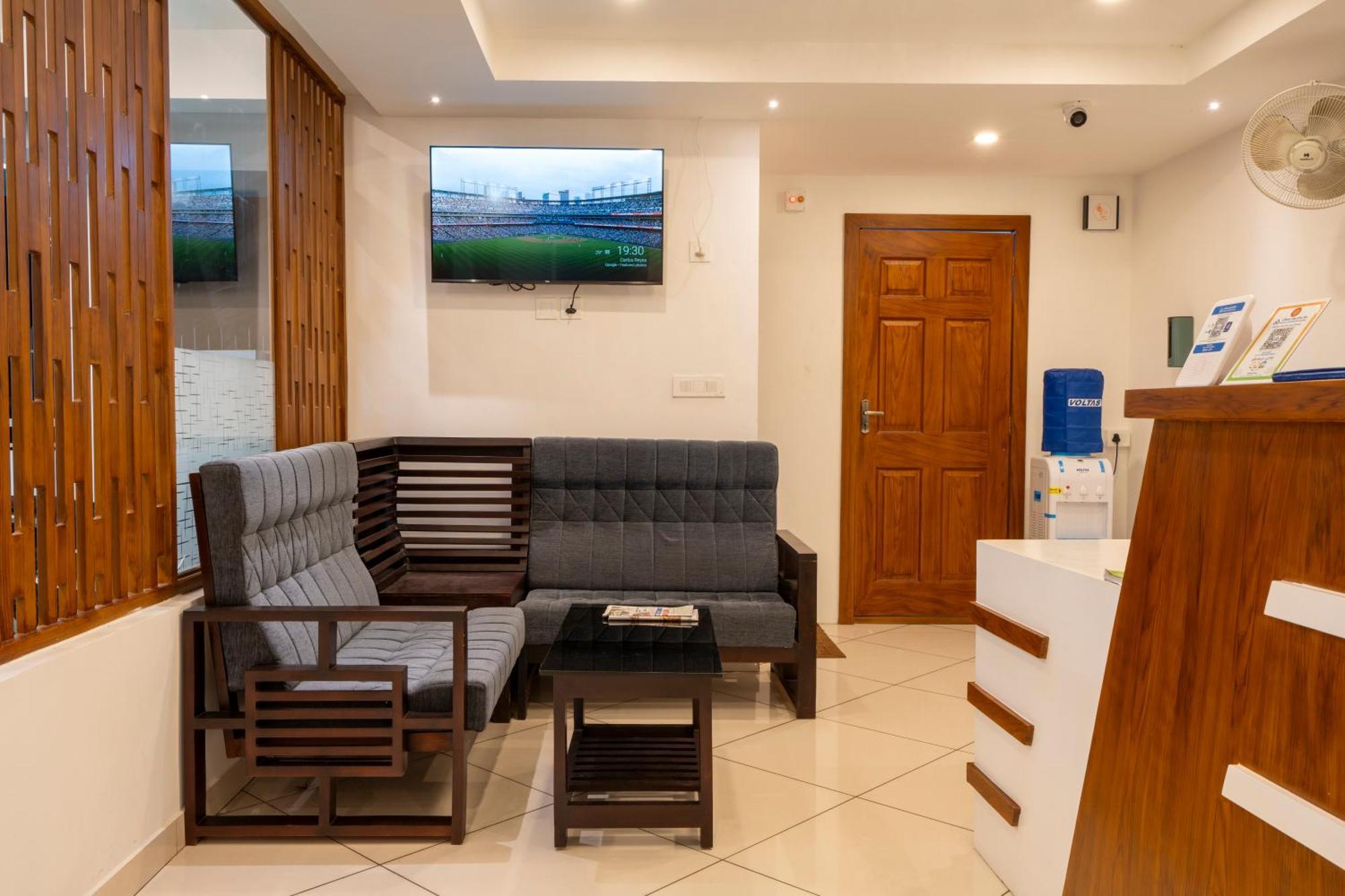 Bnb Homes, Technopark, Trivandrum Kazhakuttam エクステリア 写真